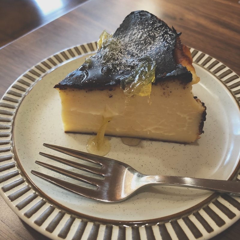 バスクチーズケーキ(オサル コーヒー)