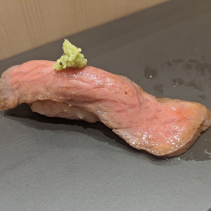 和牛にぎり(立ち食い鮨 鈴な凛)