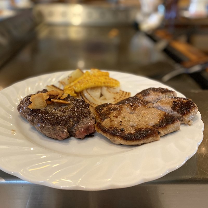 ハーフ＆ハーフ(熊野牛ハンバーグ&まぐろハンバーグ)(ステーキハウスひのき )