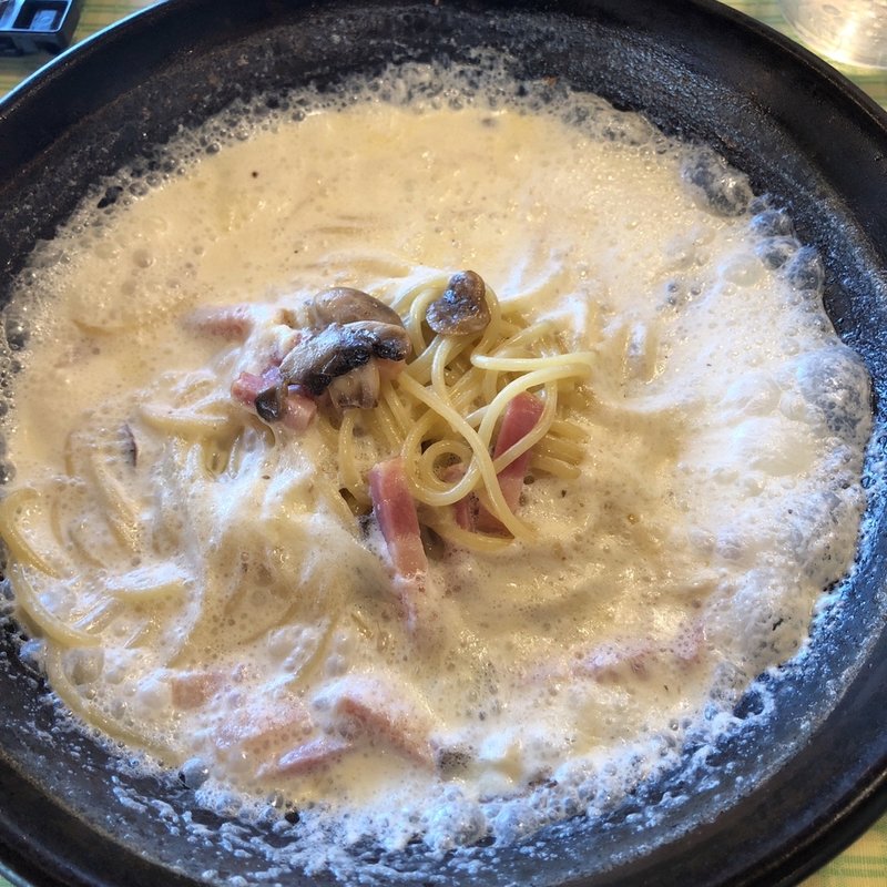 ベーコンとマッシュルームのパルメナーラ(ピッツェリアマリノ 大府店)