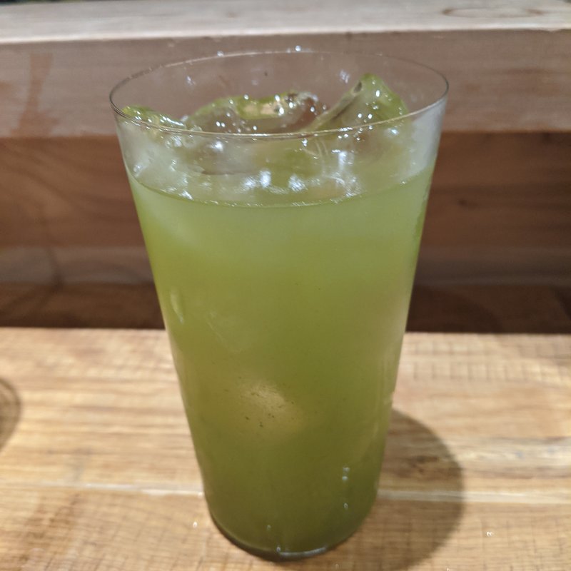 水出し緑茶ハイ(焼鳥 こばし)