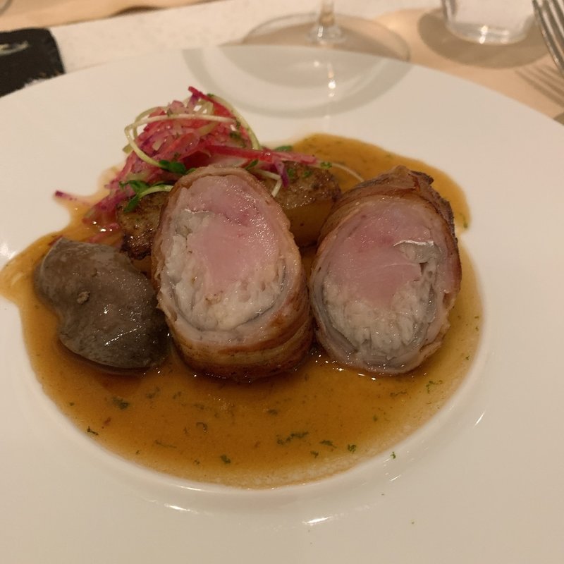 ウサギ背肉・太刀魚・パンチェッタのロール(タンモア)