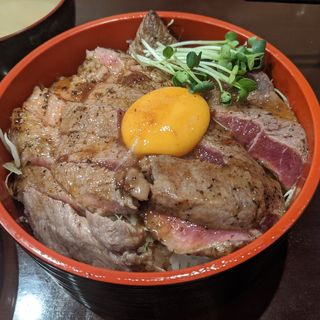 牛ステーキ丼(きらら)