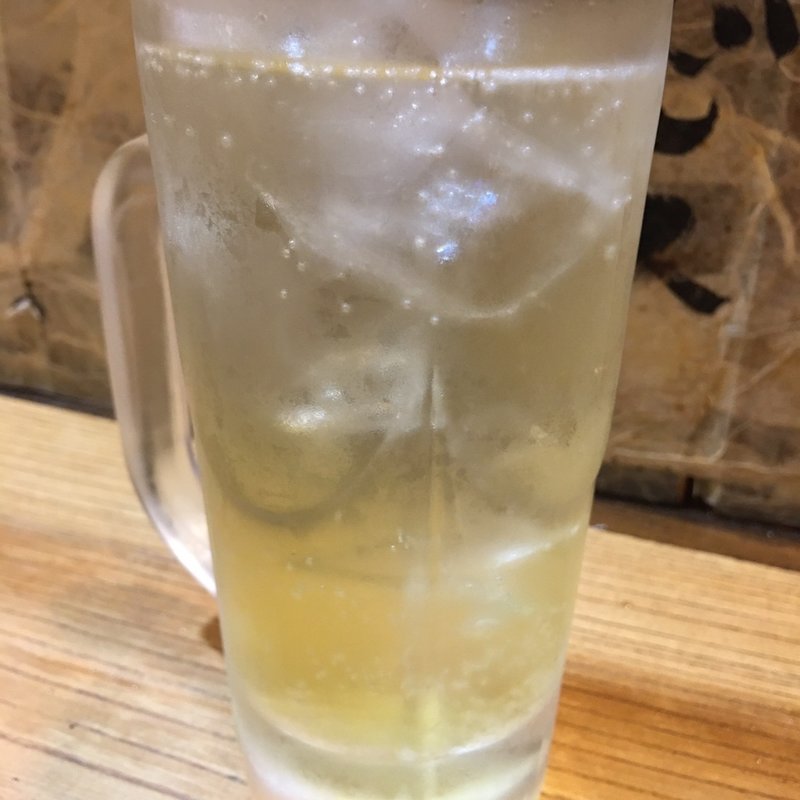 沖縄シークワサーサワー(大衆酒場おにやんま本店)