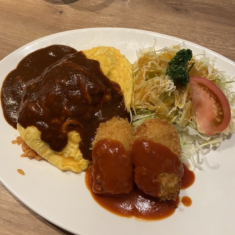 オムライスコンビB(ランチと肉汁とお酒 ハンバール なんばウォーク店)