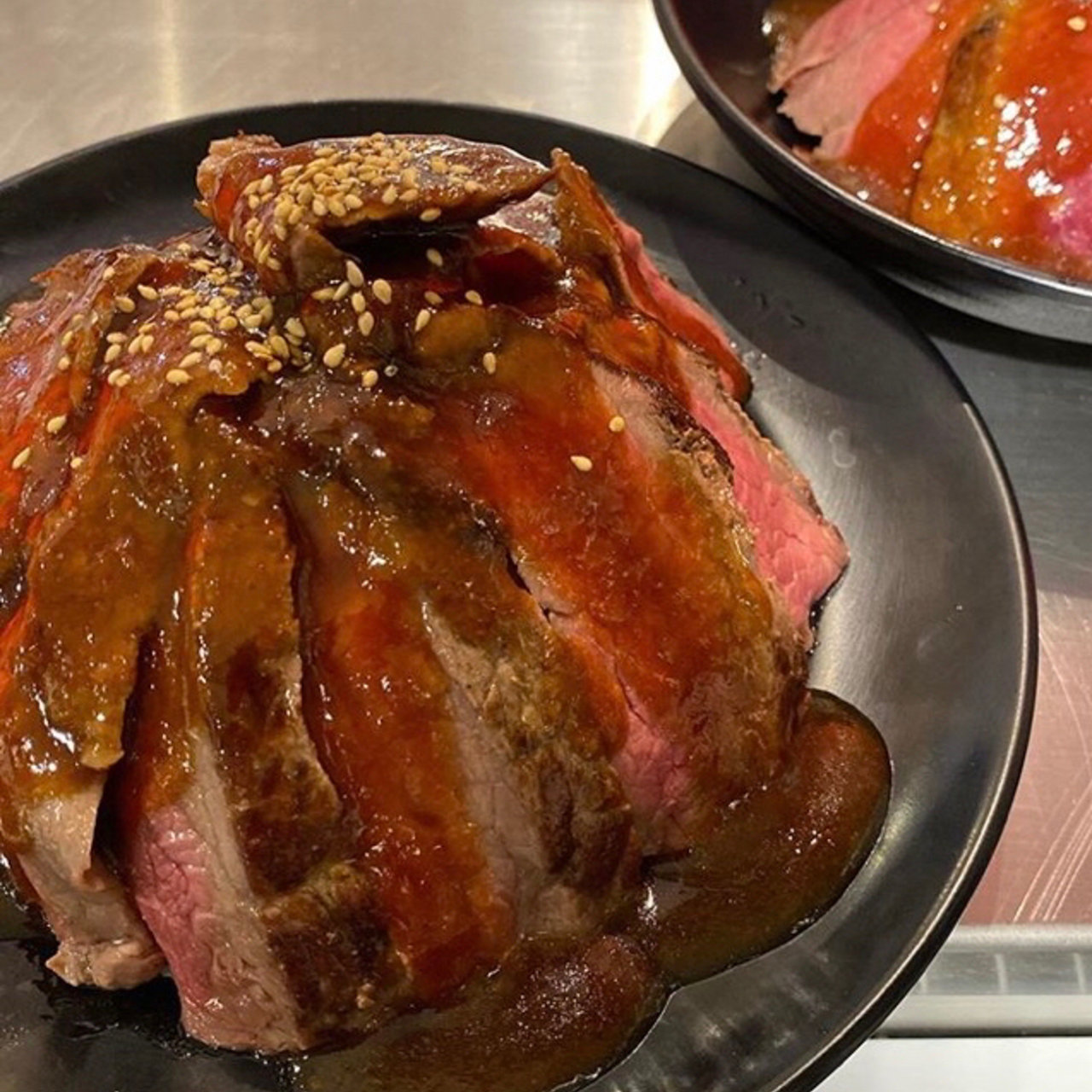 サーロインステーキ丼大盛り The Steak の口コミ一覧 おいしい一皿が集まるグルメコミュニティサービス Sarah