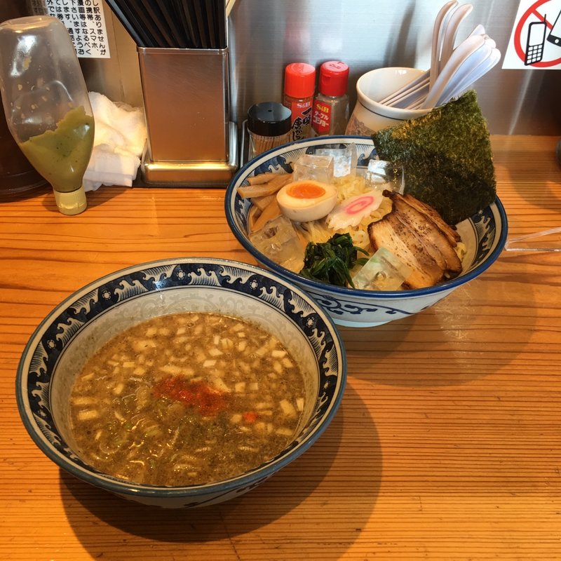 冷やしにぼしつけ麺 大盛(こだわり麺工房 たご)