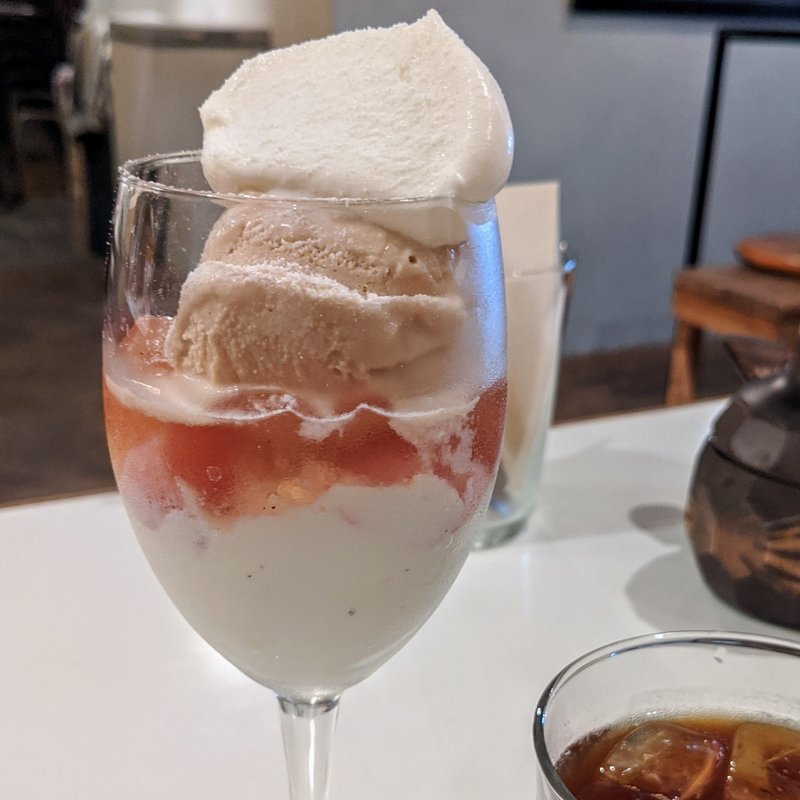 パフェ(桃とアールグレイ)(LIFE son)