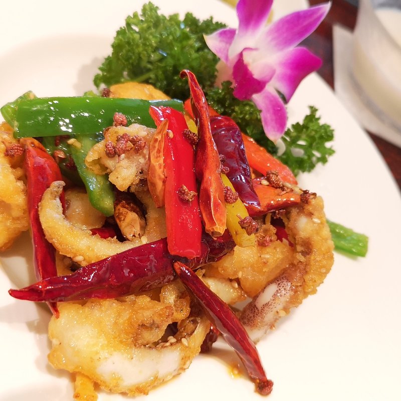 いかと野菜のマーラー炒め(東方紅 二子玉川本店)