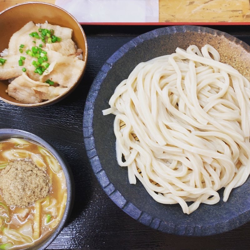 豚バラ丼セット　魚介豚骨うどん(手打ちうどん こんこ屋)
