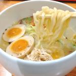 味玉鶏白湯塩そば(鶏白湯ラーメン 自由が丘蔭山 アリオ亀有店)