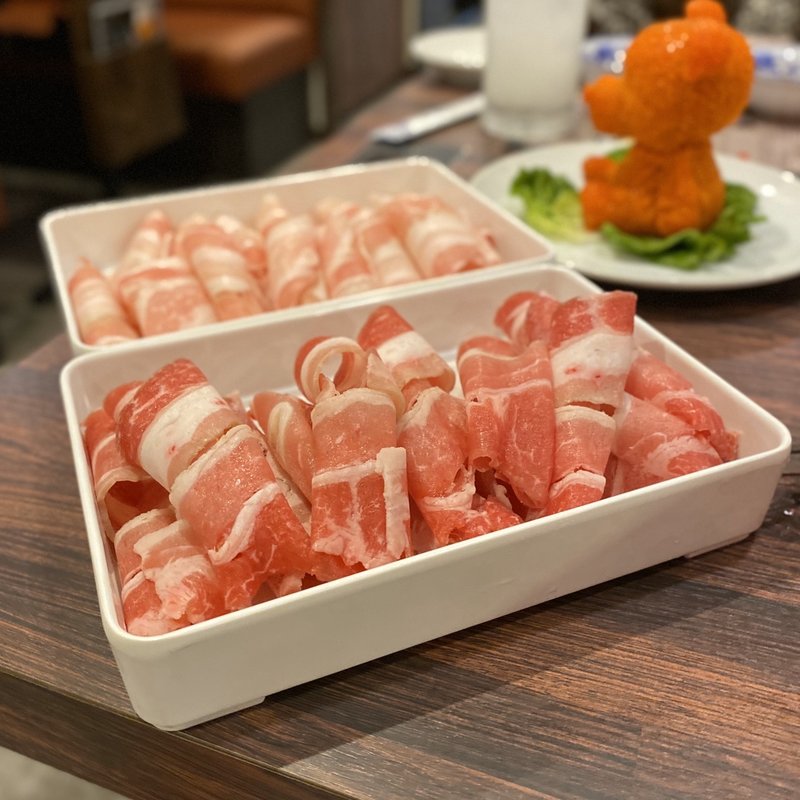 牛肉、豚肉(川嬌)