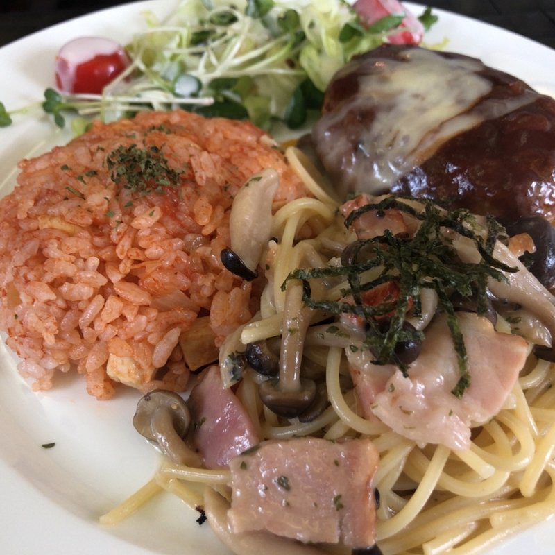 Bセット（コーヒーor紅茶or野菜スープ）(ル トリアングル)