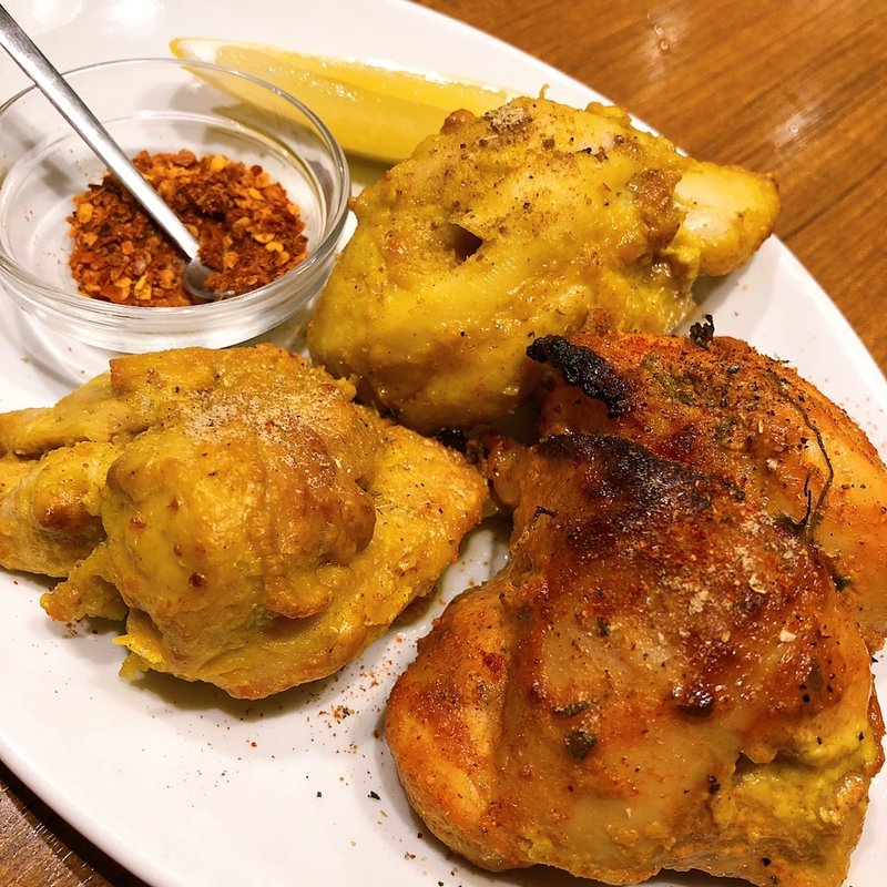 二種のタンドーリチキン（4ピース）(スパイスバザール アチャカナ)