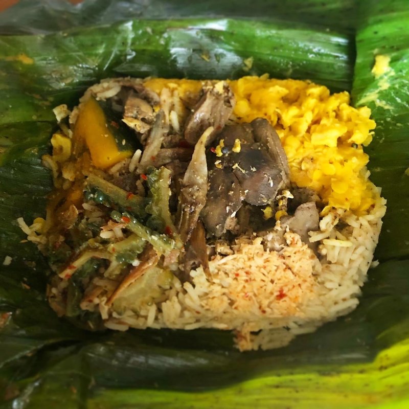 スリランカカレー弁当(鶏レバー)(バダピリラ)