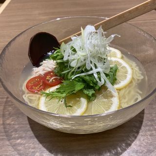 レモンラーメン(湯あがりキッチン 一休 横浜鶴ヶ峰店)