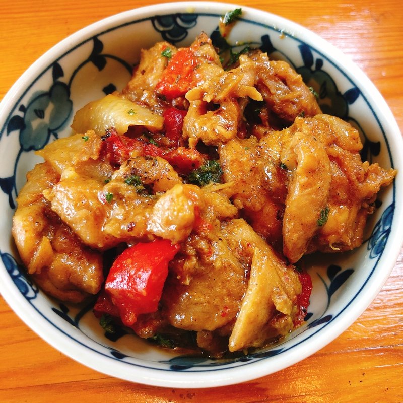 タンドリーチキン風炒め(立ち呑みスタンド ヨッコイショ)