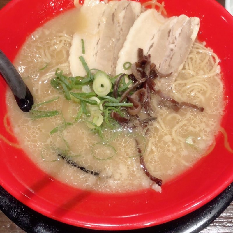 六白(ニンニクなし)ラーメン(ろくの家 大黒店)