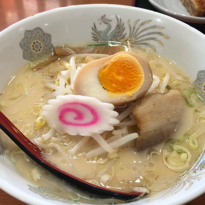 豚骨ラーメン(台湾料理　百味鮮 )