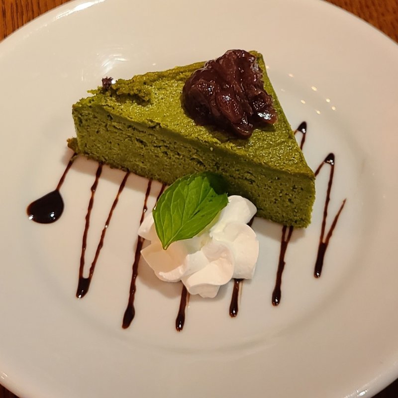 抹茶ガトーショコラのJAPANESE仕立て( イタリアンスパニッシュ cafe FIGARO)