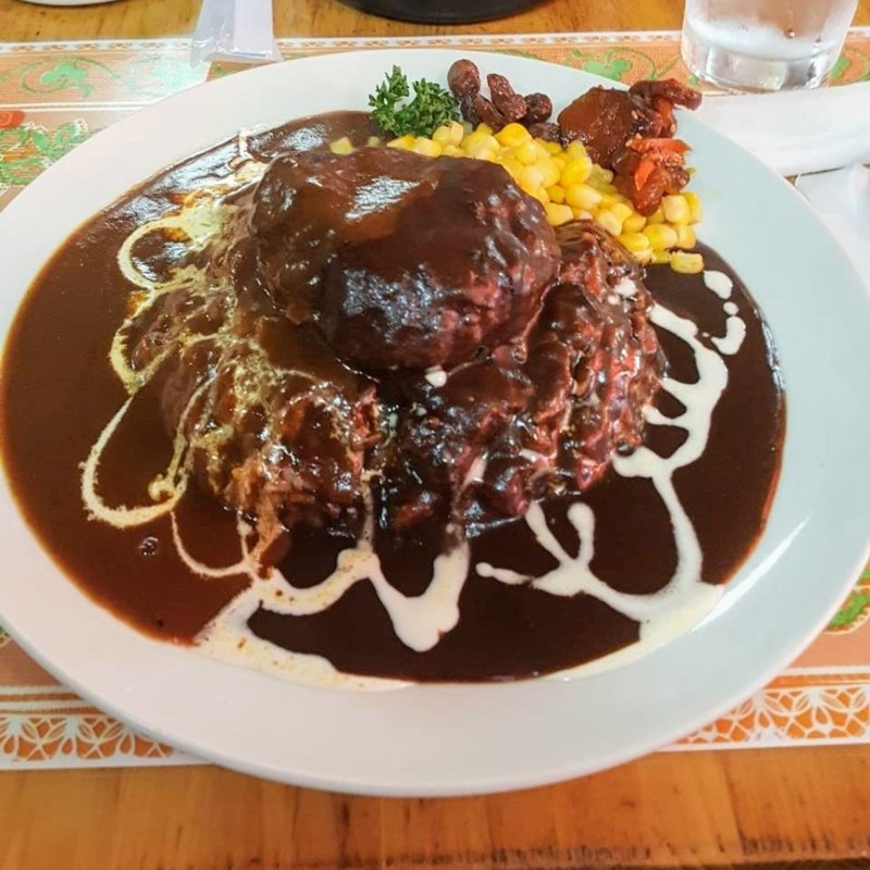 ハンバーグカレー(丘公園)