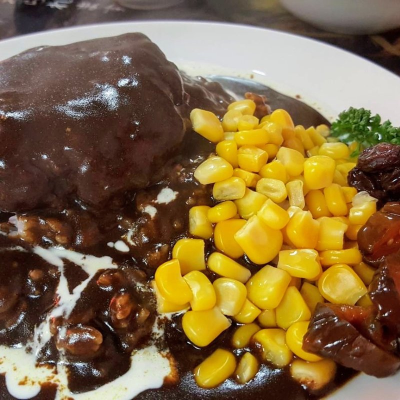 ハンバーグカレー(丘公園)