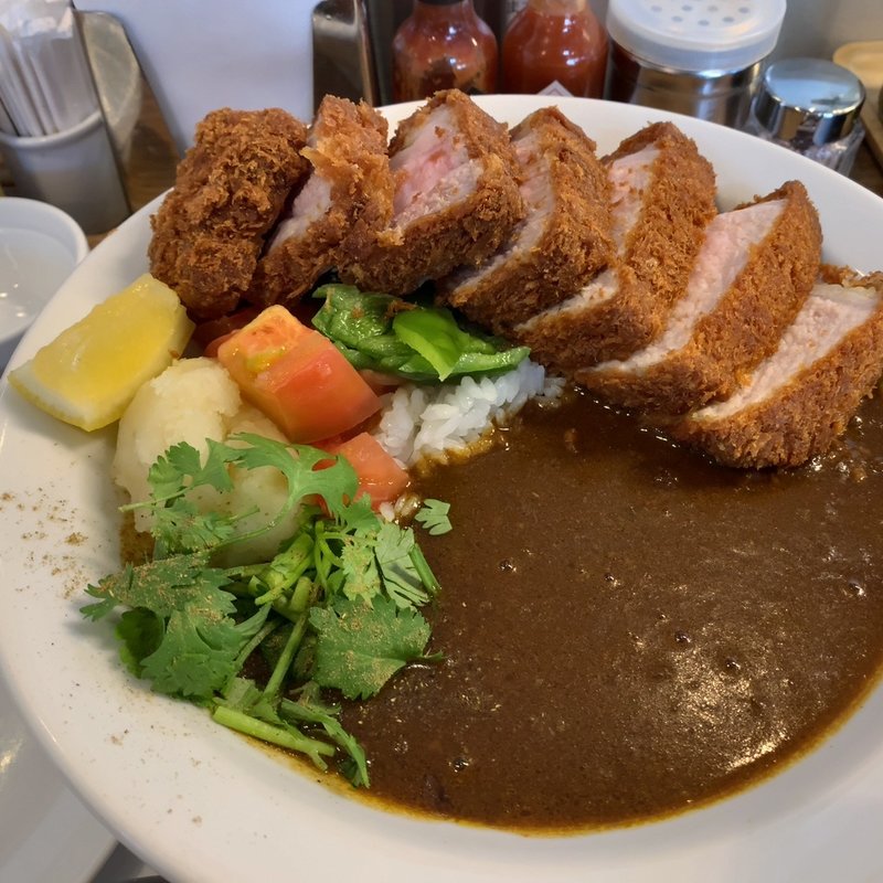 カツカレーA(ブラウンオニオンカレーファクトリー)