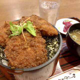 チキンたれカツ丼(レストランミヨシ)