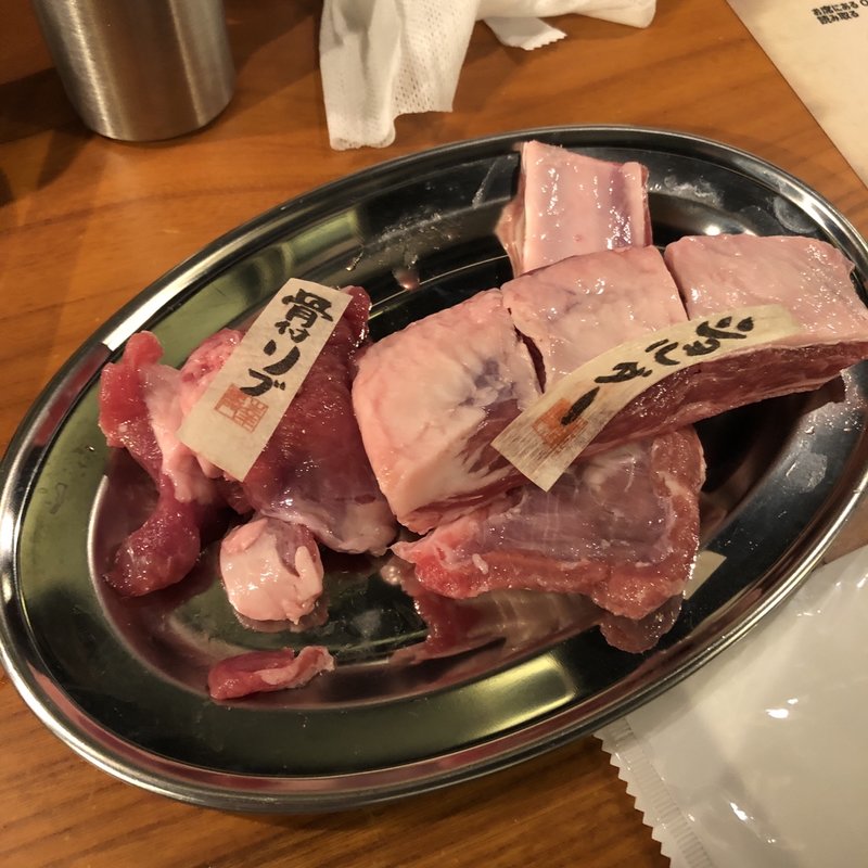 ショルダーと骨付リブ(生ラム（ジンギスカン）専門 ラム・ストーリーは突然に 福島店)