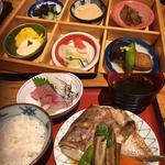 ふじ子ちゃん定食(魚屋スタンドふじ子 ルクア店)