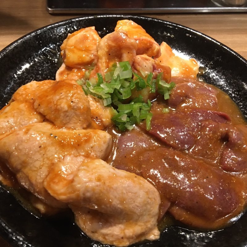 新鮮ホルモン盛り合わせ(牛庵 （感動ホルモン 牛庵）)