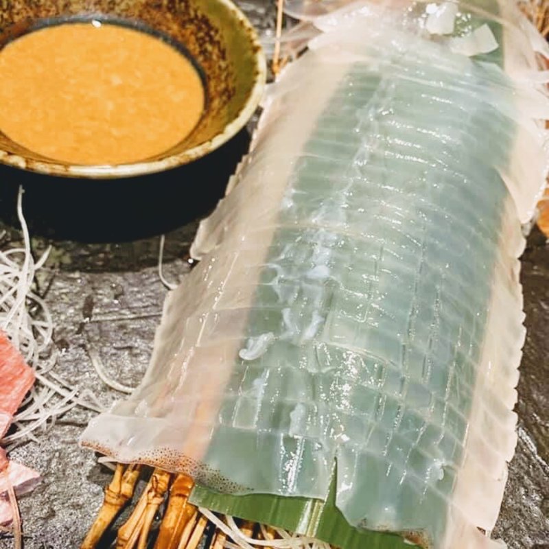 イカ刺し(イカセンター新宿総本店)