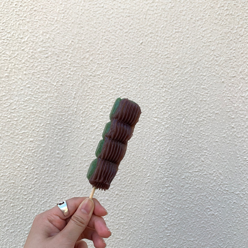 草団子(和茶房 鎌倉さくらの夢見屋)