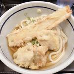 冷し とり天ちくわ天ぶっかけうどん(おにやんま 日暮里店)