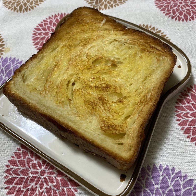 デニッシュ食パン(ベーカリーハウスふくにし)