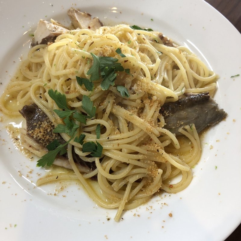 サバとアンチョビのペペロンチーノ(ANIKA （アニカ）)