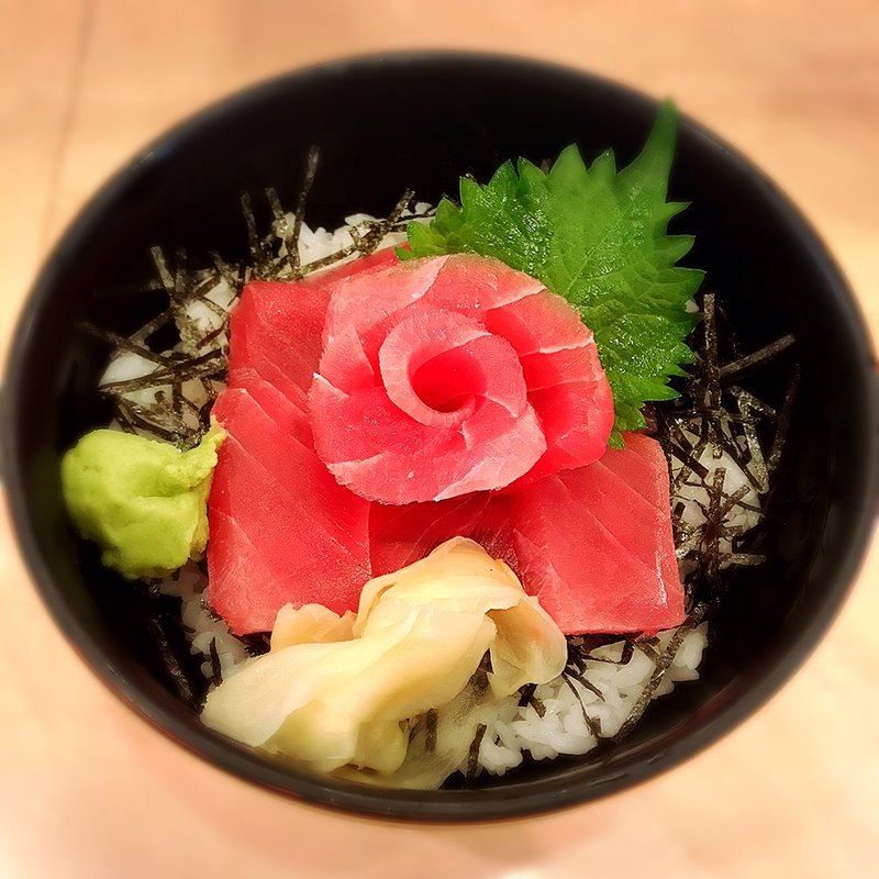 鉄火丼(ぎょしん 都立大学店)