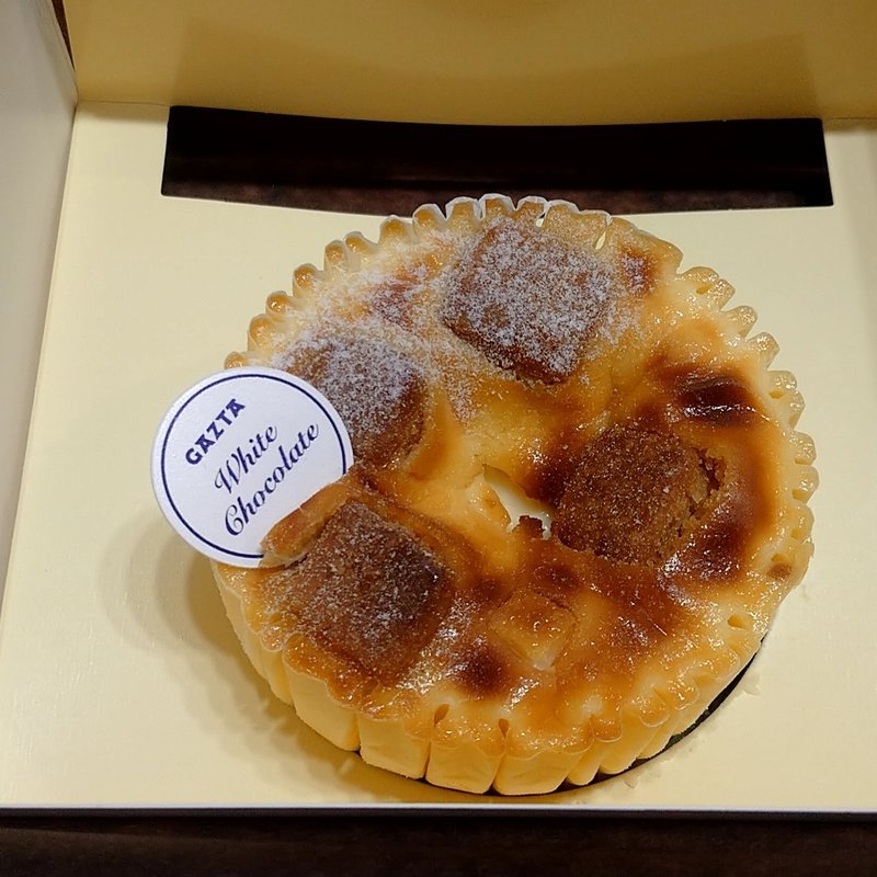 バスクチーズケーキ期間限定ホワイトチョコ(GAZTA)