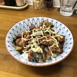 鶏モモマヨマスタード焼肉丼(ラーメン専科 竹末食堂)