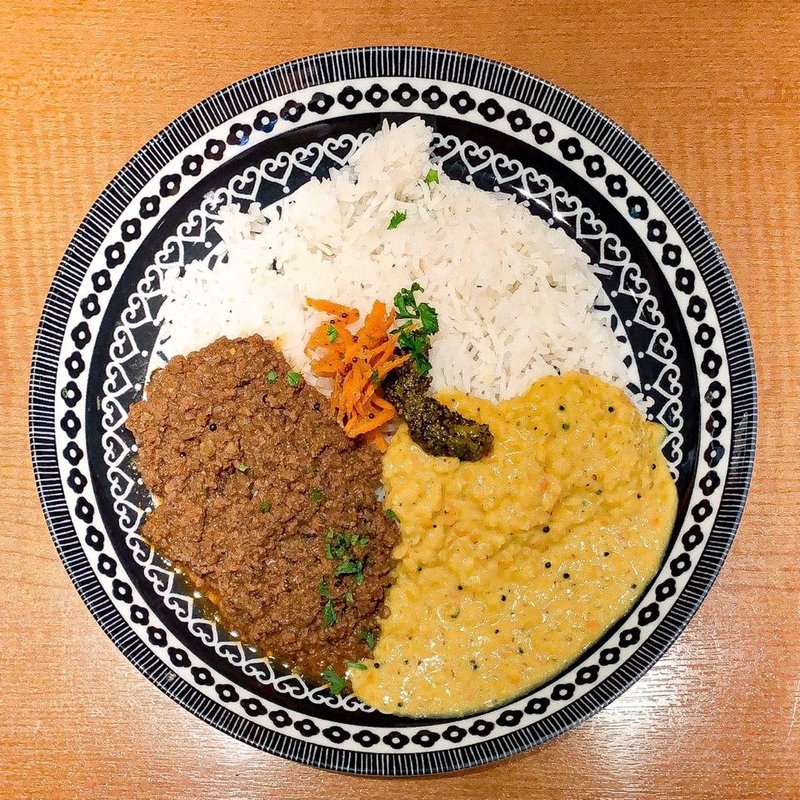 カレー2種盛り レギュラー(Kalpasi)