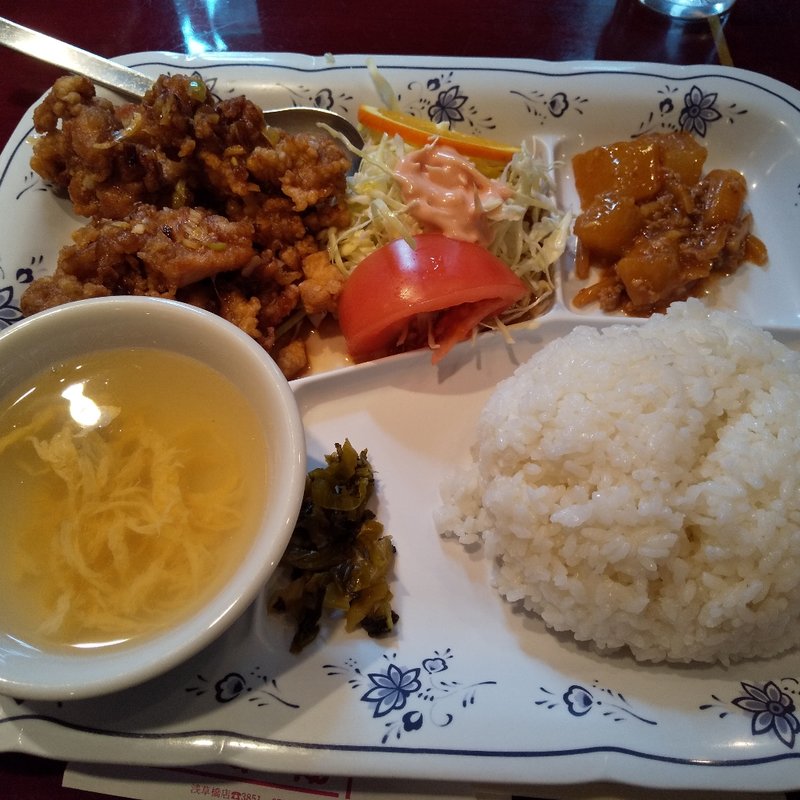 ランチB(中華楼 本店 （チュウカロウ）)