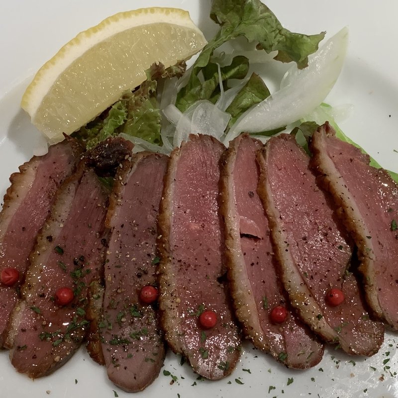 岩手鴨の自家製スモーク(ビアバー　ベアレン 中ノ橋 （BEER　BAR　BAEREN　Nakanohashi）)