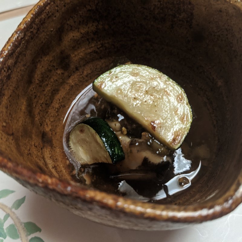 煮あわび、ズッキーニ、大根(隠れ家鉄板おぶ)