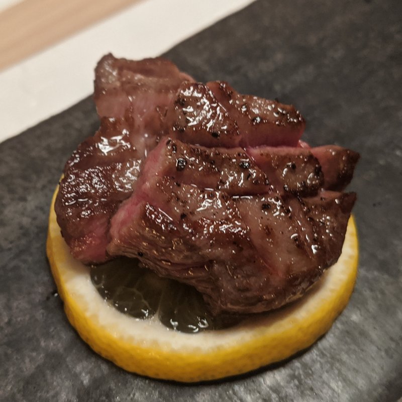 タンモト(隠れ家鉄板おぶ)