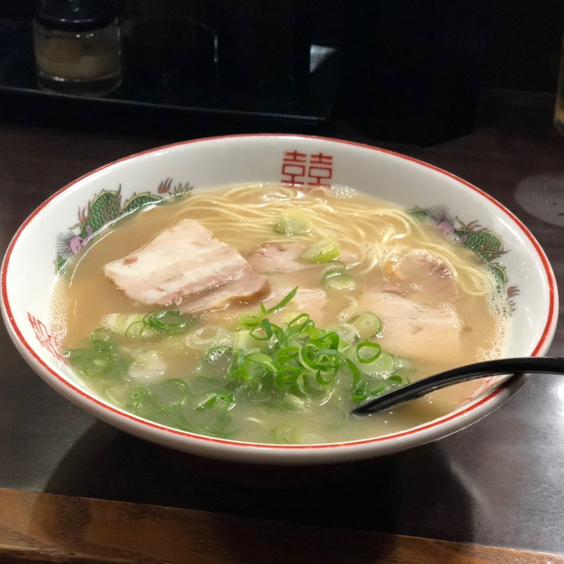 ラーメン(はかた屋たい )