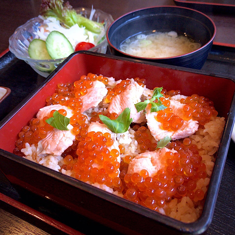 鮭はらこ飯(味かん )