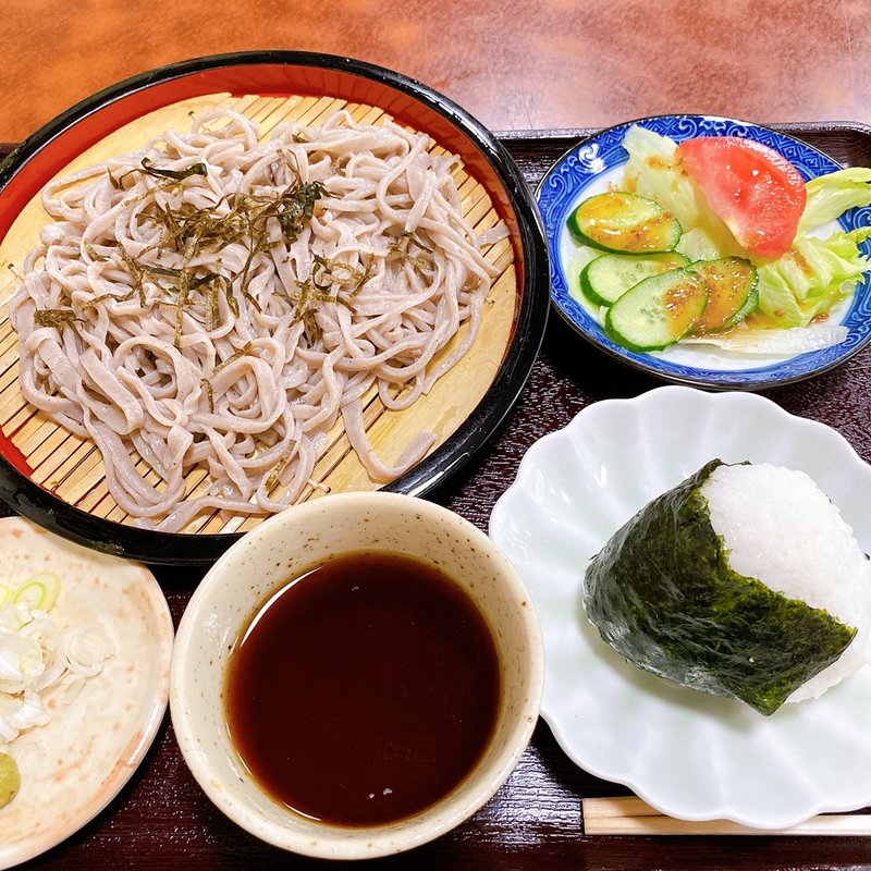 ざるそば おにぎりセット(大野屋)