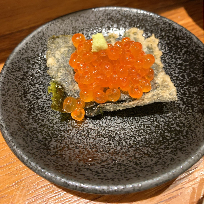 いくらカナッペ(天ぷらとワイン大塩　大阪駅前第3ビル店)