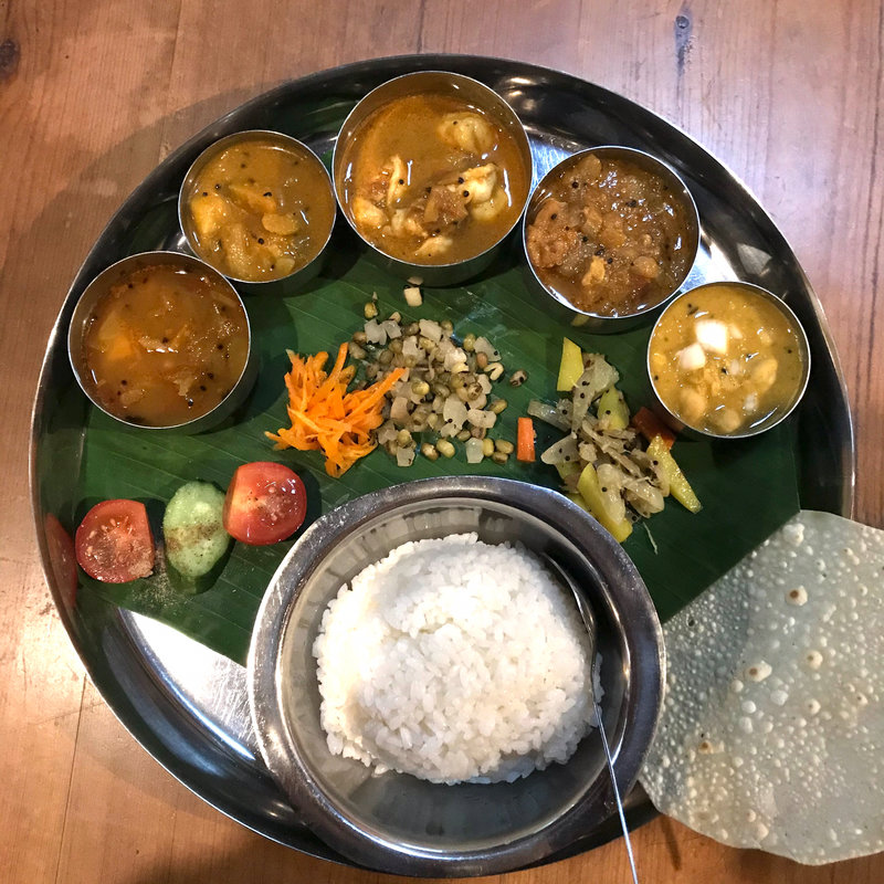 ミールスチキン　エビカレートッピング(まなまな )