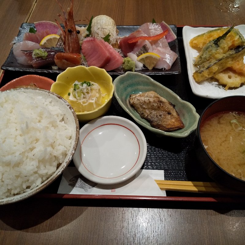 上刺盛りとお魚定食(魚菜屋 )